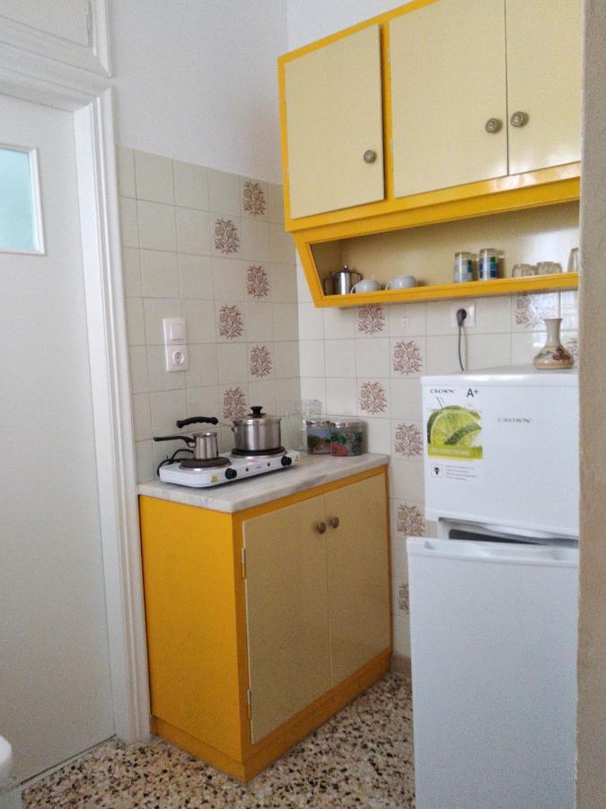 Finikas Rooms Agia Marina  Zewnętrze zdjęcie