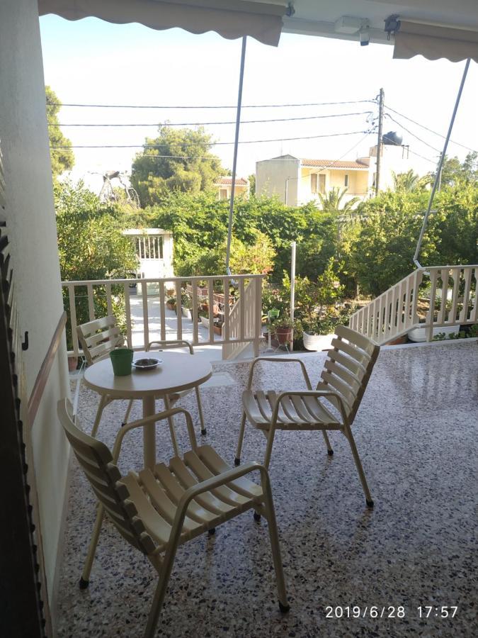 Finikas Rooms Agia Marina  Zewnętrze zdjęcie