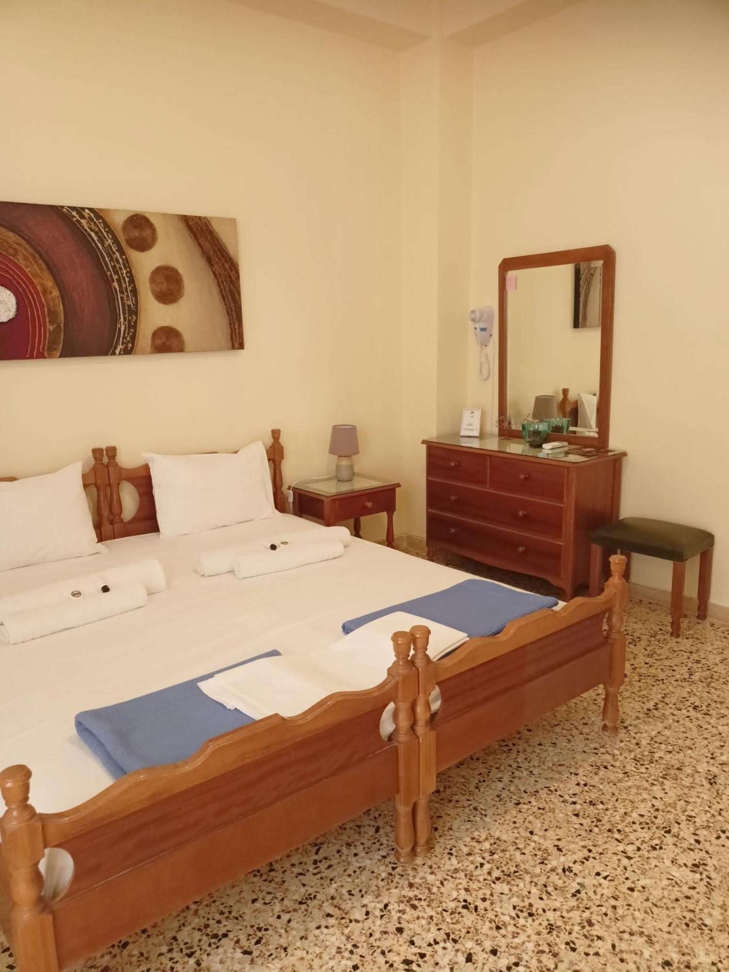 Finikas Rooms Agia Marina  Pokój zdjęcie