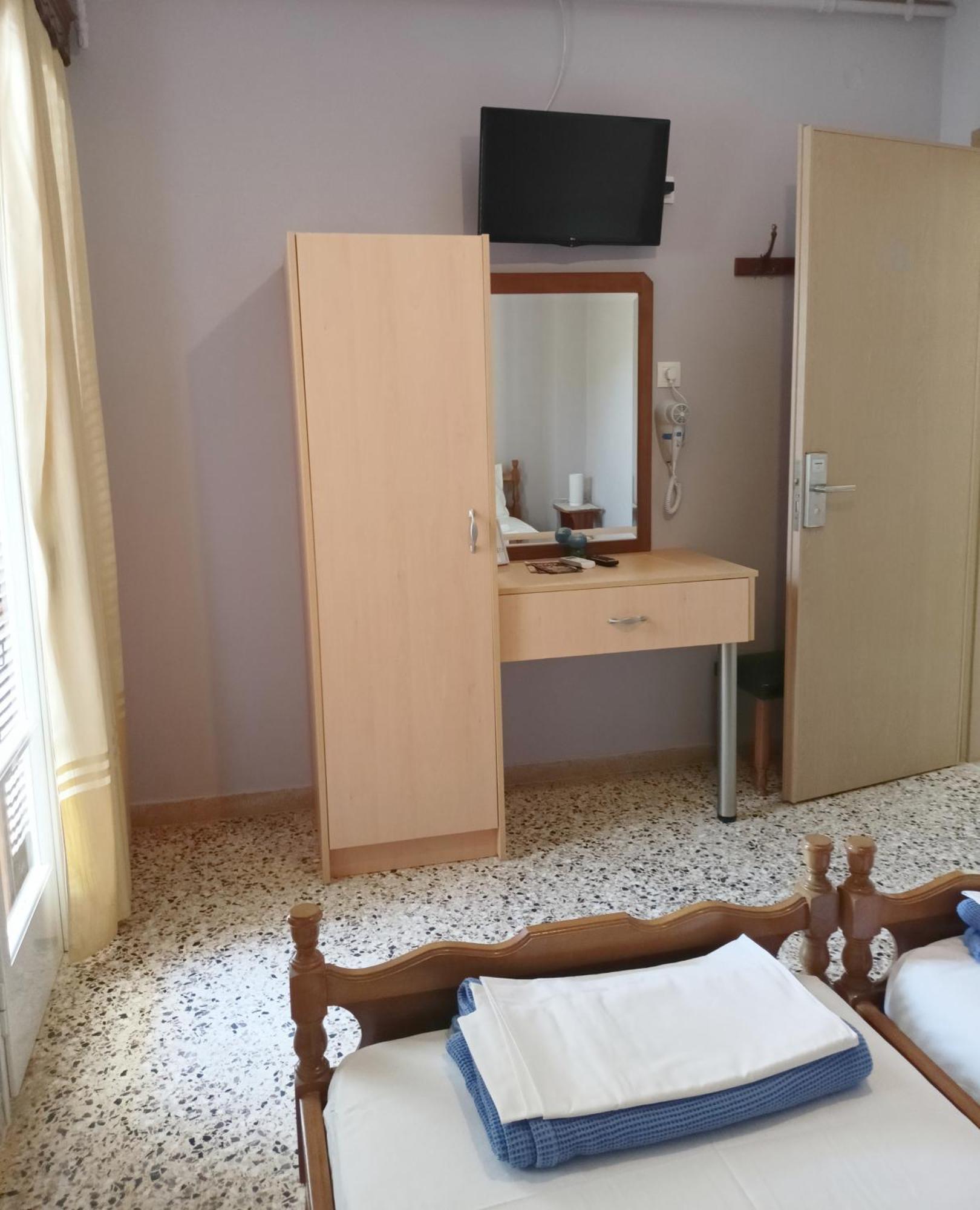 Finikas Rooms Agia Marina  Pokój zdjęcie