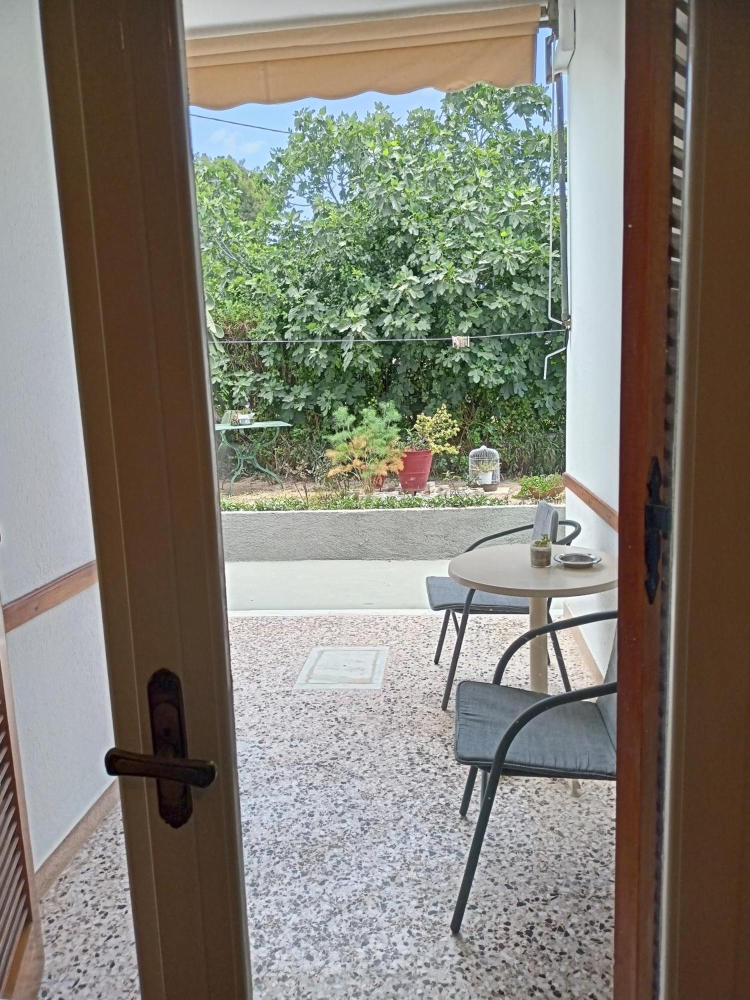 Finikas Rooms Agia Marina  Pokój zdjęcie